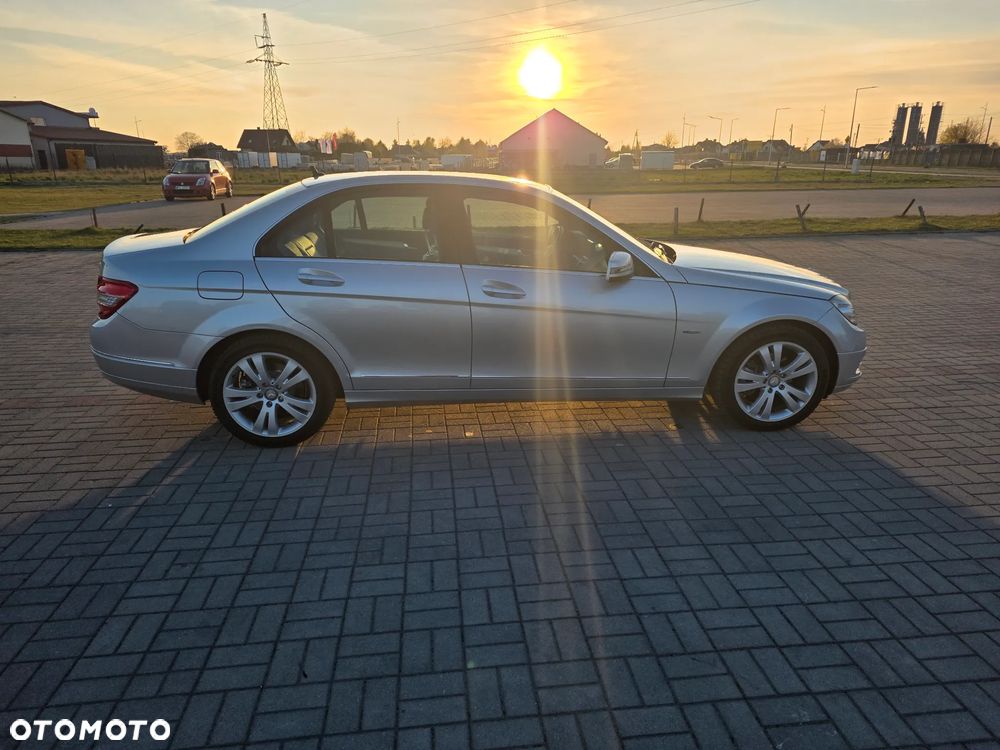 Mercedes-Benz Klasa C 220 CDI 7G-TRONIC Avantgarde Edition - 6