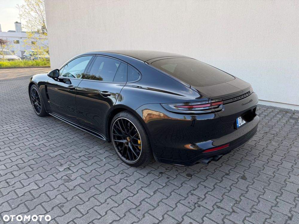 Porsche Panamera - 5