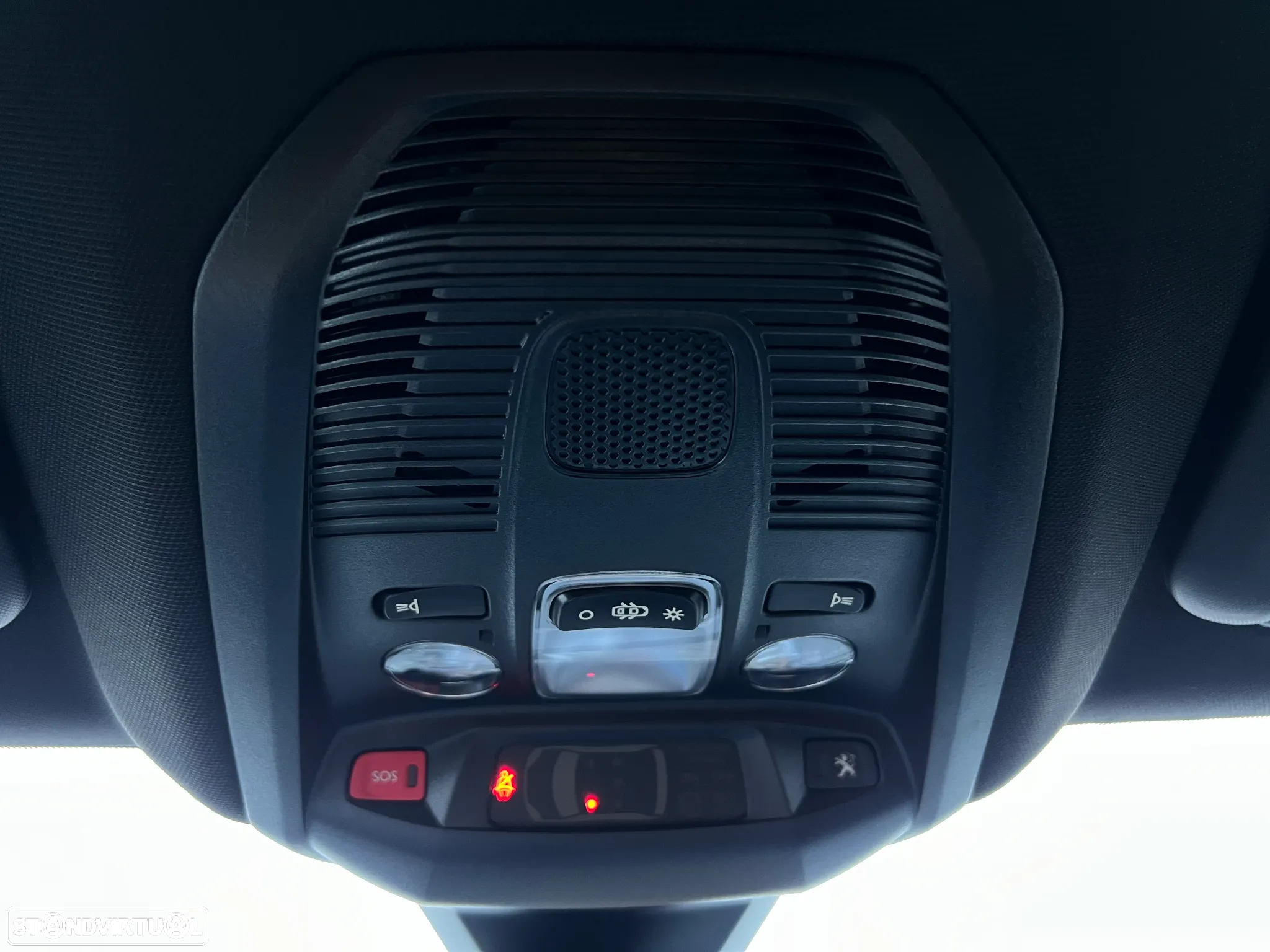 Peugeot 3008 1.2 Hybrid Allure Pack e-DCS6 - 32