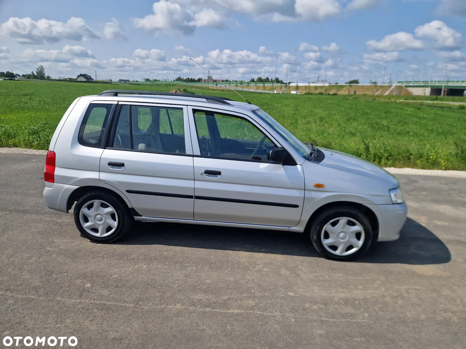 Mazda Demio - 14