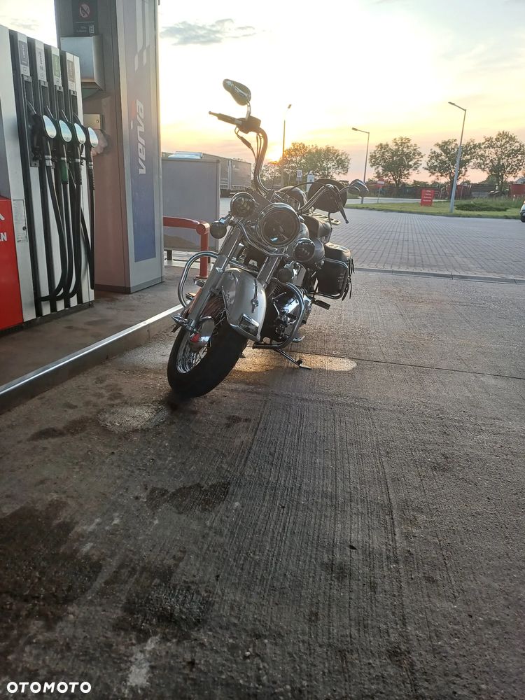 Harley-Davidson Softail Heritage Classic - 1