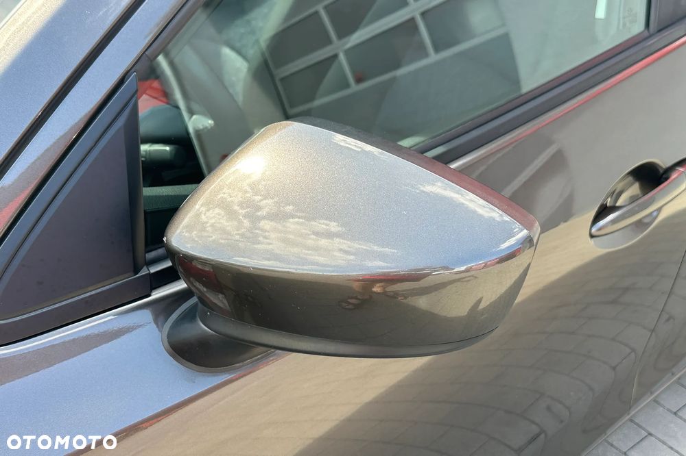 Mazda 2 - 19