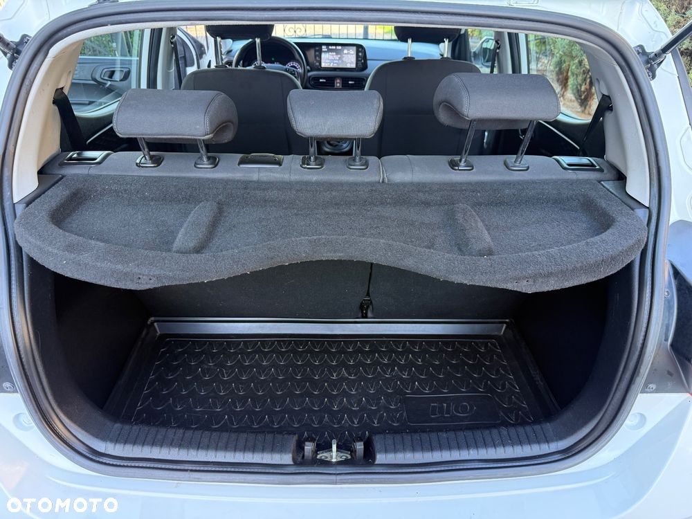 Hyundai i10 1.0 YES!+ - 18