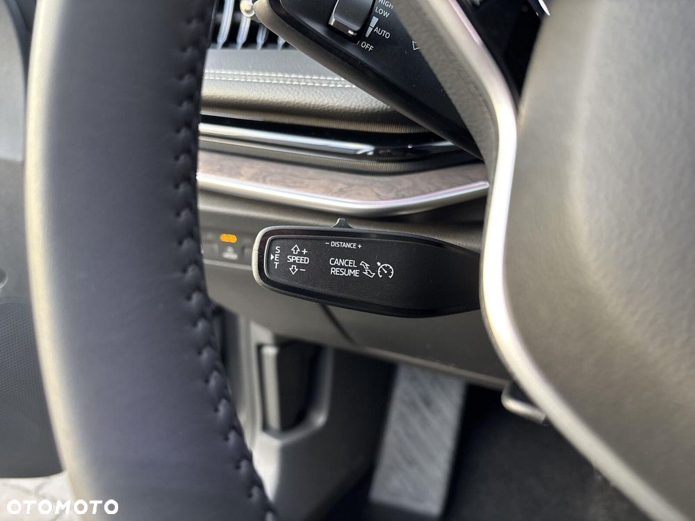 Skoda Superb 2.0 TDI SCR 4x4 L&K DSG - 26