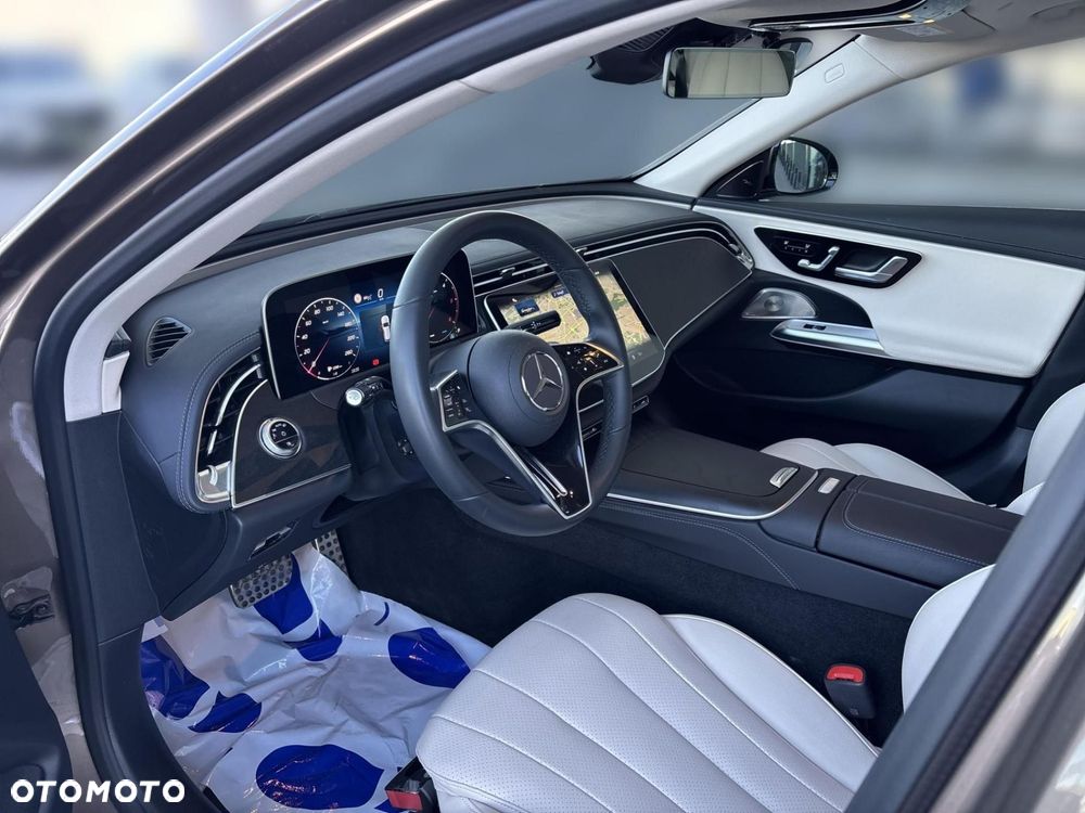 Mercedes-Benz Klasa E - 11