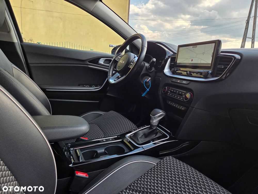 Kia Ceed 1.5 T-GDI L Business Line Plus DCT - 12
