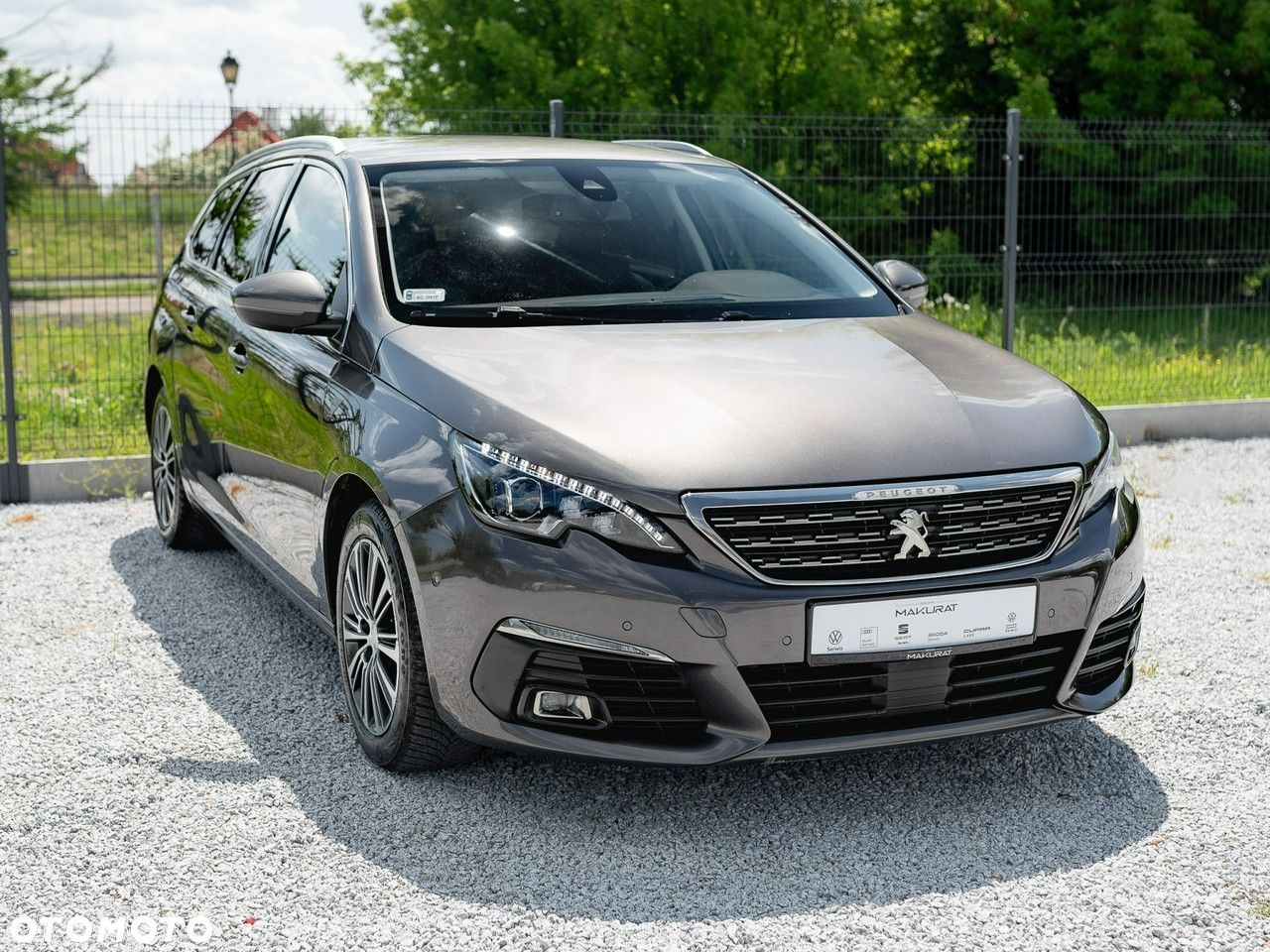 Peugeot 308 1.5 BlueHDi Road Trip S&S EAT8 - 4