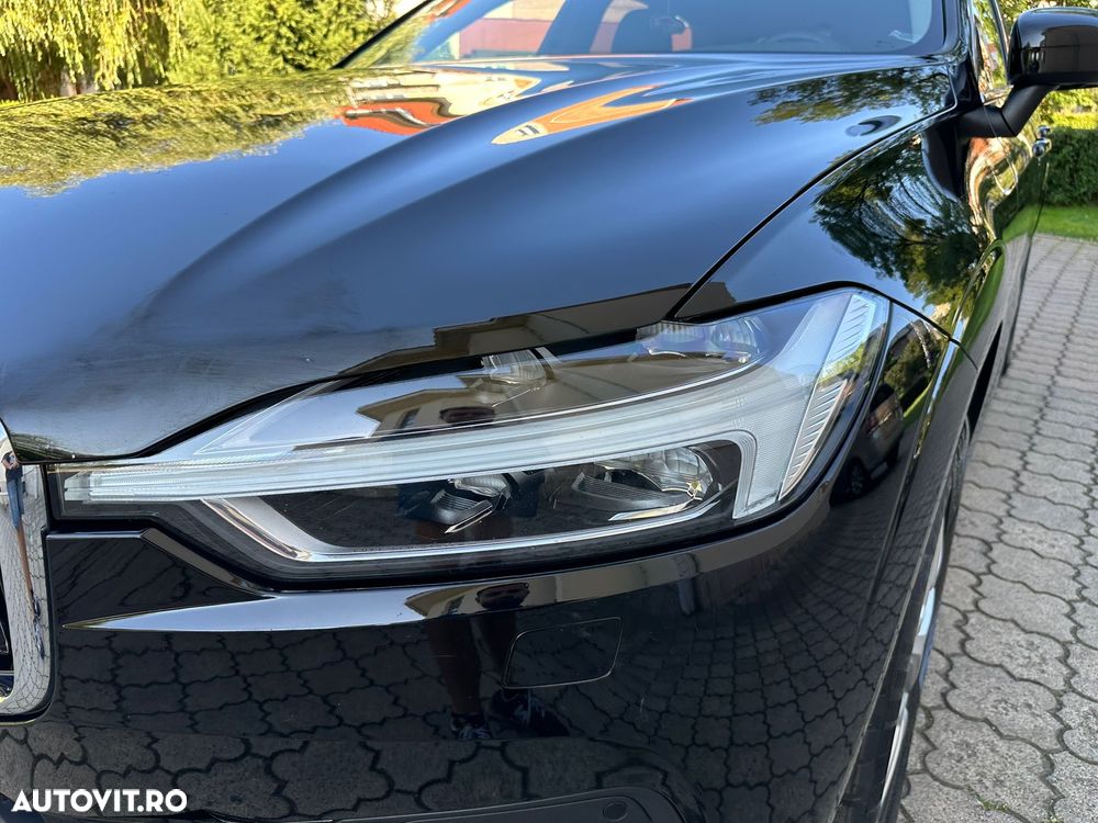 Volvo XC 60 B5 D AWD Geartronic Momentum Pro - 8