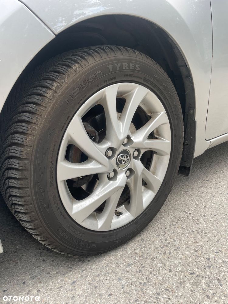 Toyota Corolla 1.6 Comfort - 6