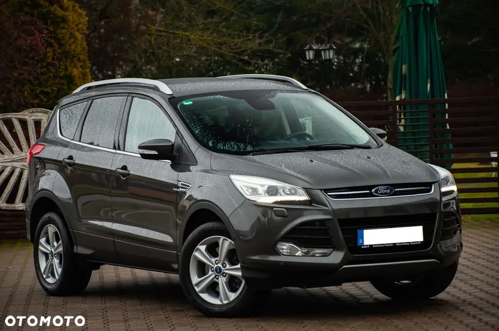 Ford Kuga 1.5 EcoBoost 4x4 Titanium - 2