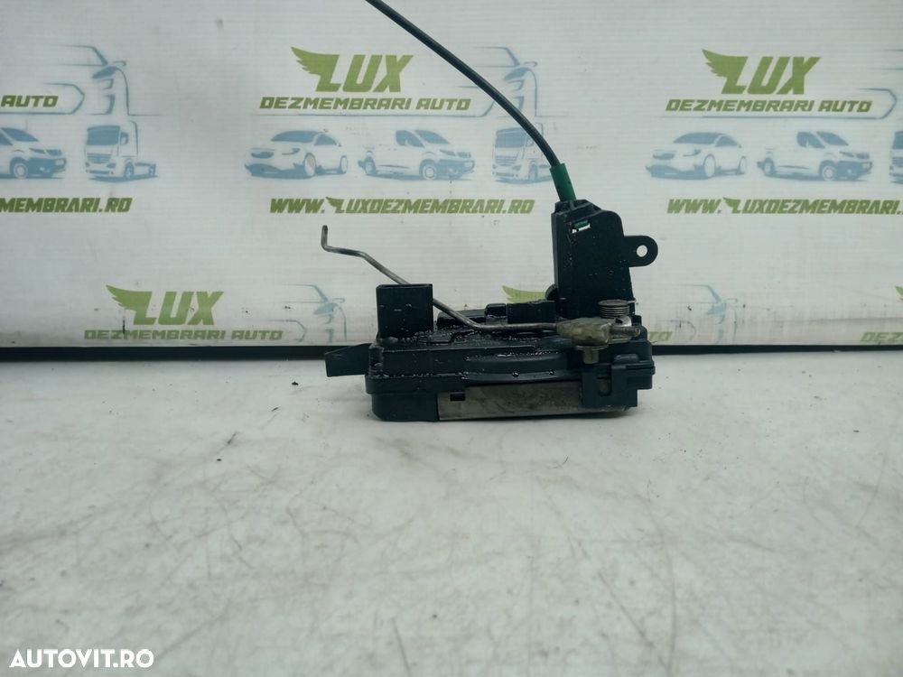 Broasca usa dreapta fata 13210749 Opel Astra H [2004 - 2007] - 1