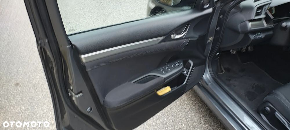 Honda Civic 1.6 i-DTEC Elegance - 32