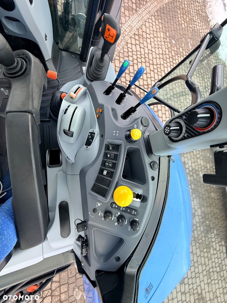 New Holland T5.105 - 11