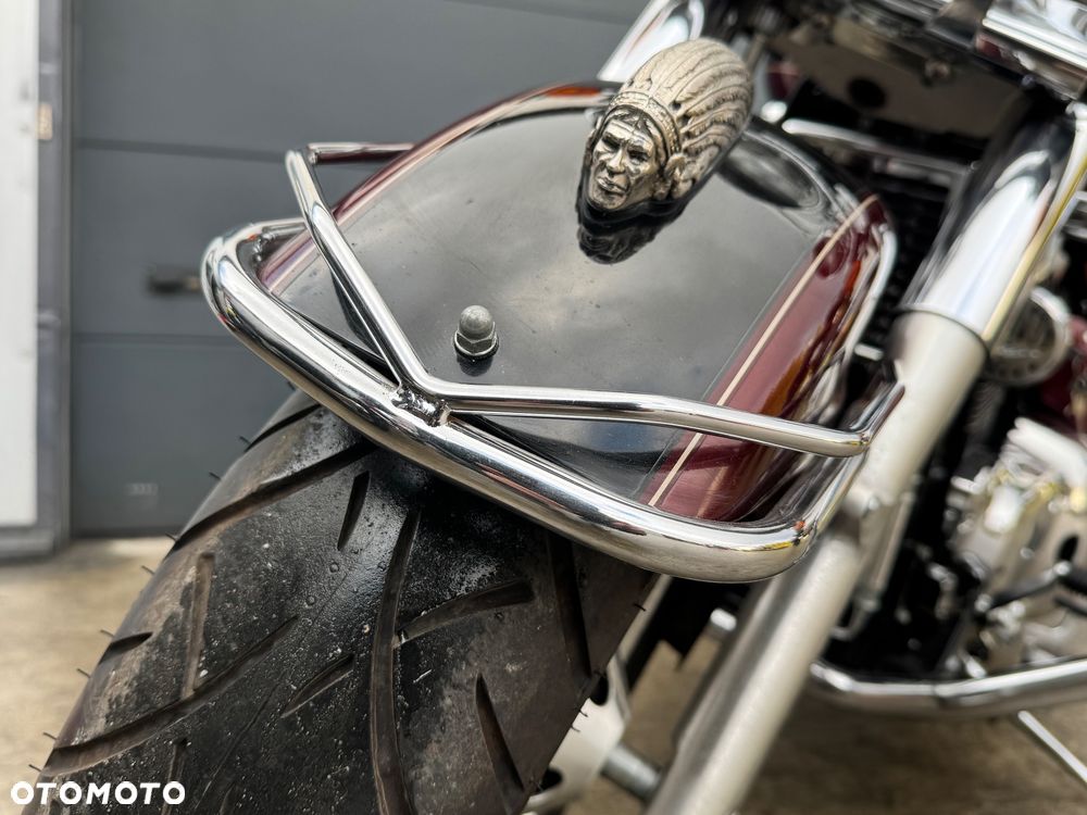 Suzuki Intruder - 39