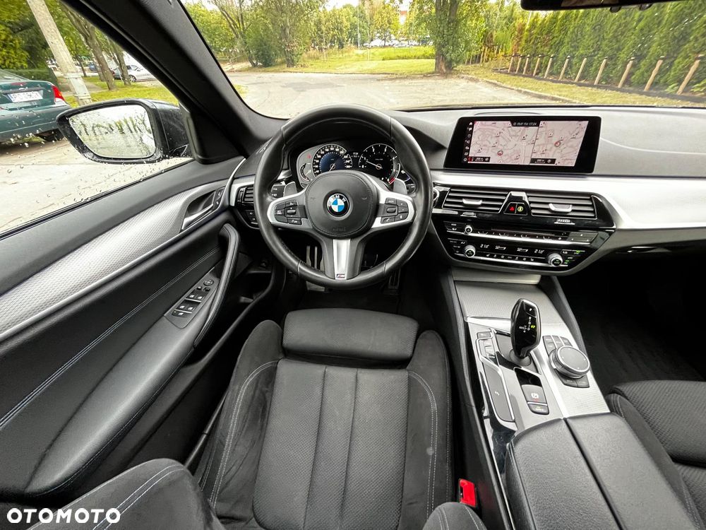 BMW Seria 5 520d M Sport Edition - 15