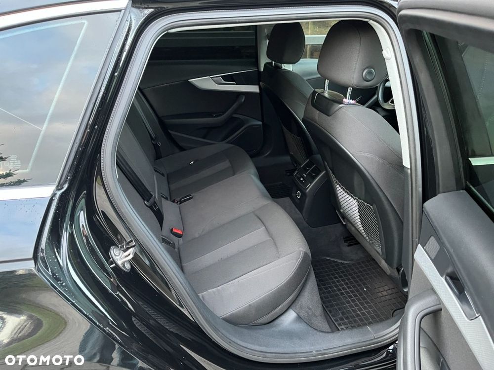 Audi A4 Avant 2.0 TDI - 31