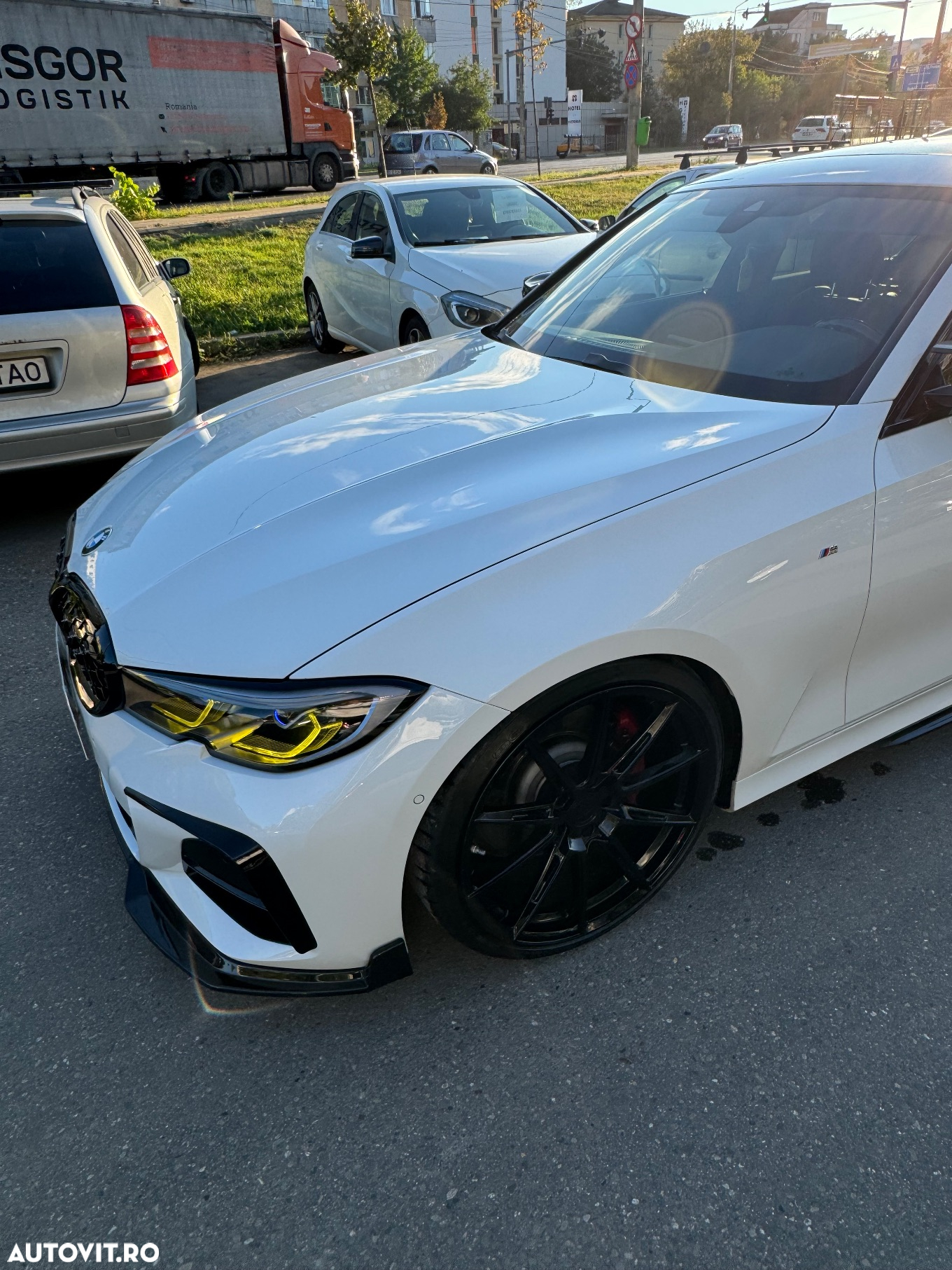 BMW Seria 3 330i AT M Sport - 11