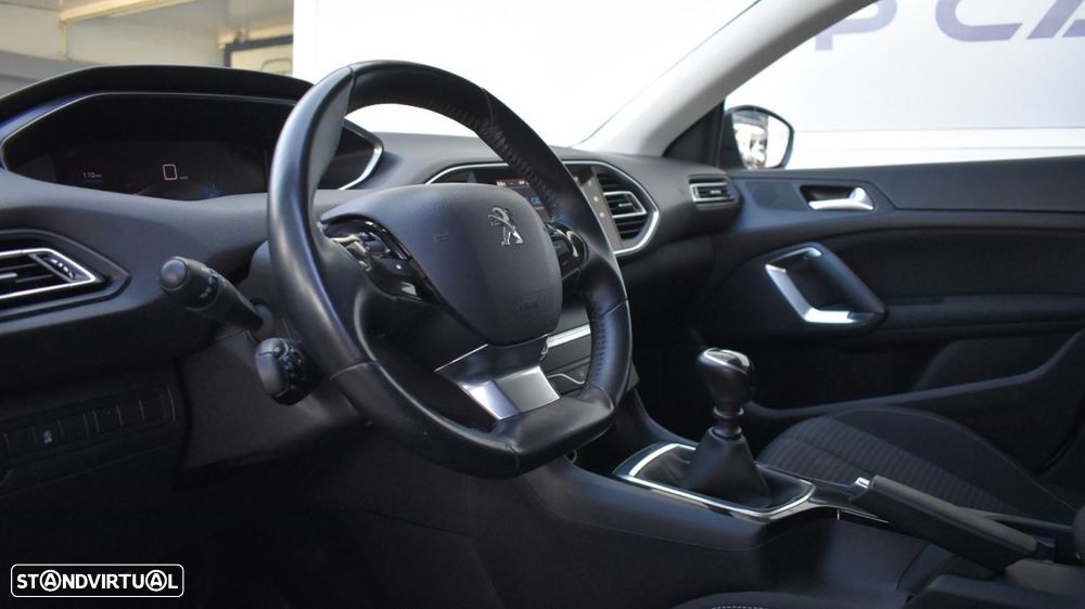 Peugeot 308 SW BlueHDi 130 Allure - 6