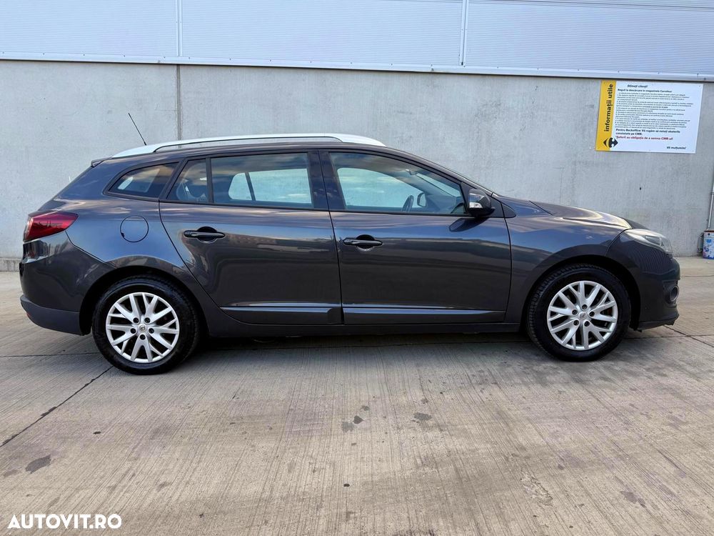 Renault Megane 1.5 dCi Dynamique Aut. - 5