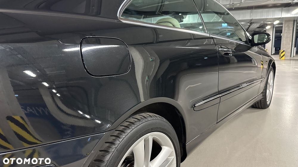 Mercedes-Benz CLK 350 Avantgarde - 23