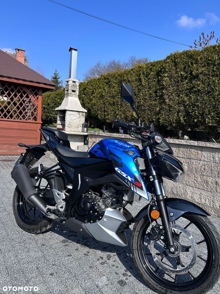 Suzuki GSX - 1