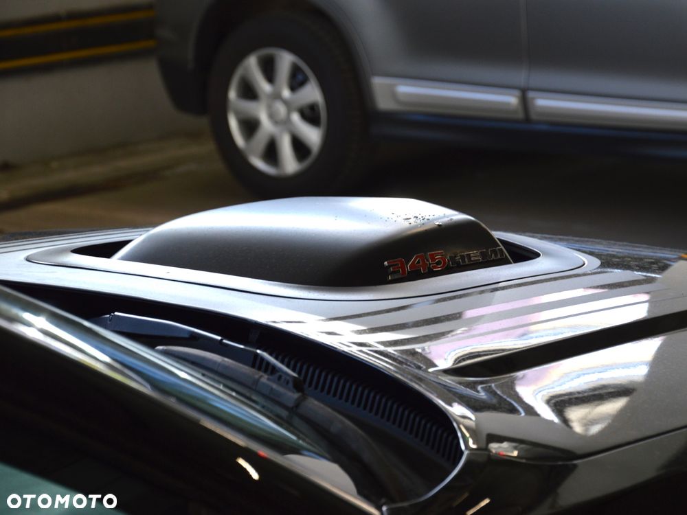 Dodge Challenger - 27