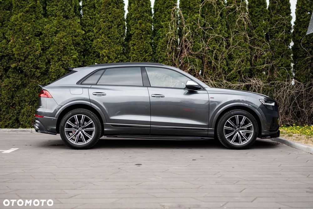Audi SQ8 TFSI Quattro Tiptronic - 8