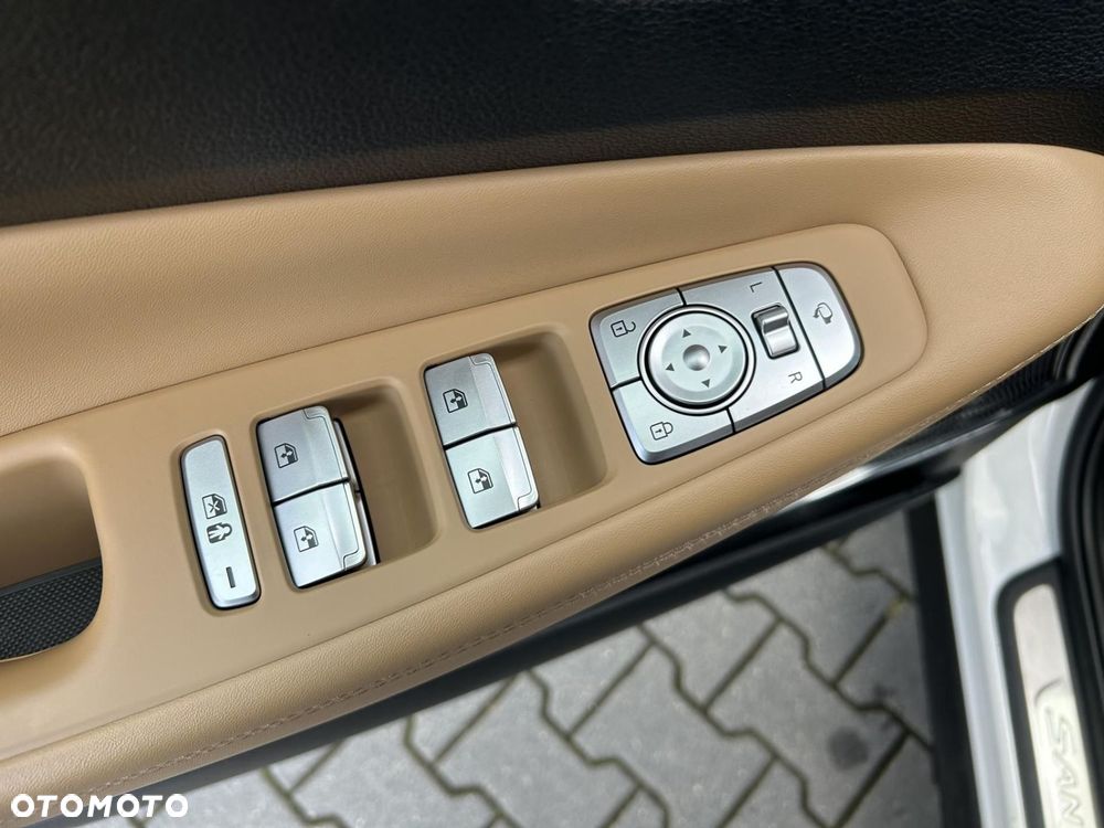 Hyundai Santa Fe - 15
