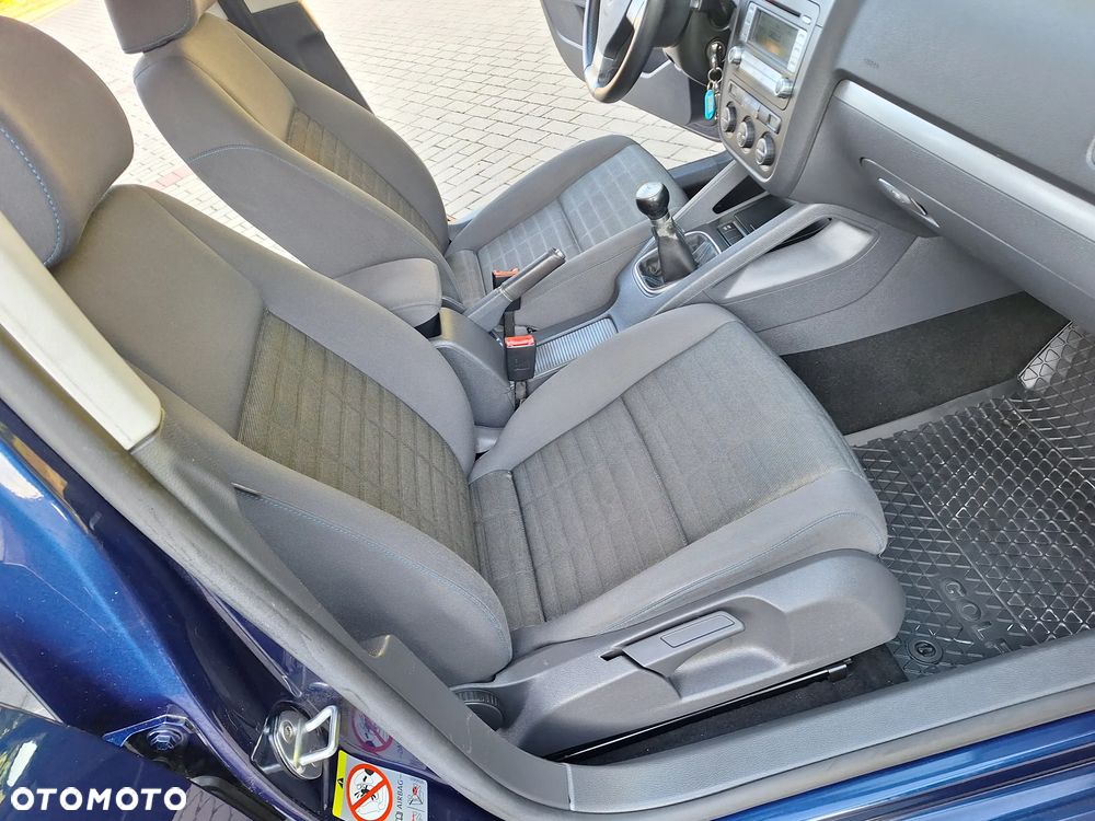 Volkswagen Golf 1.6 Tour Edition - 29