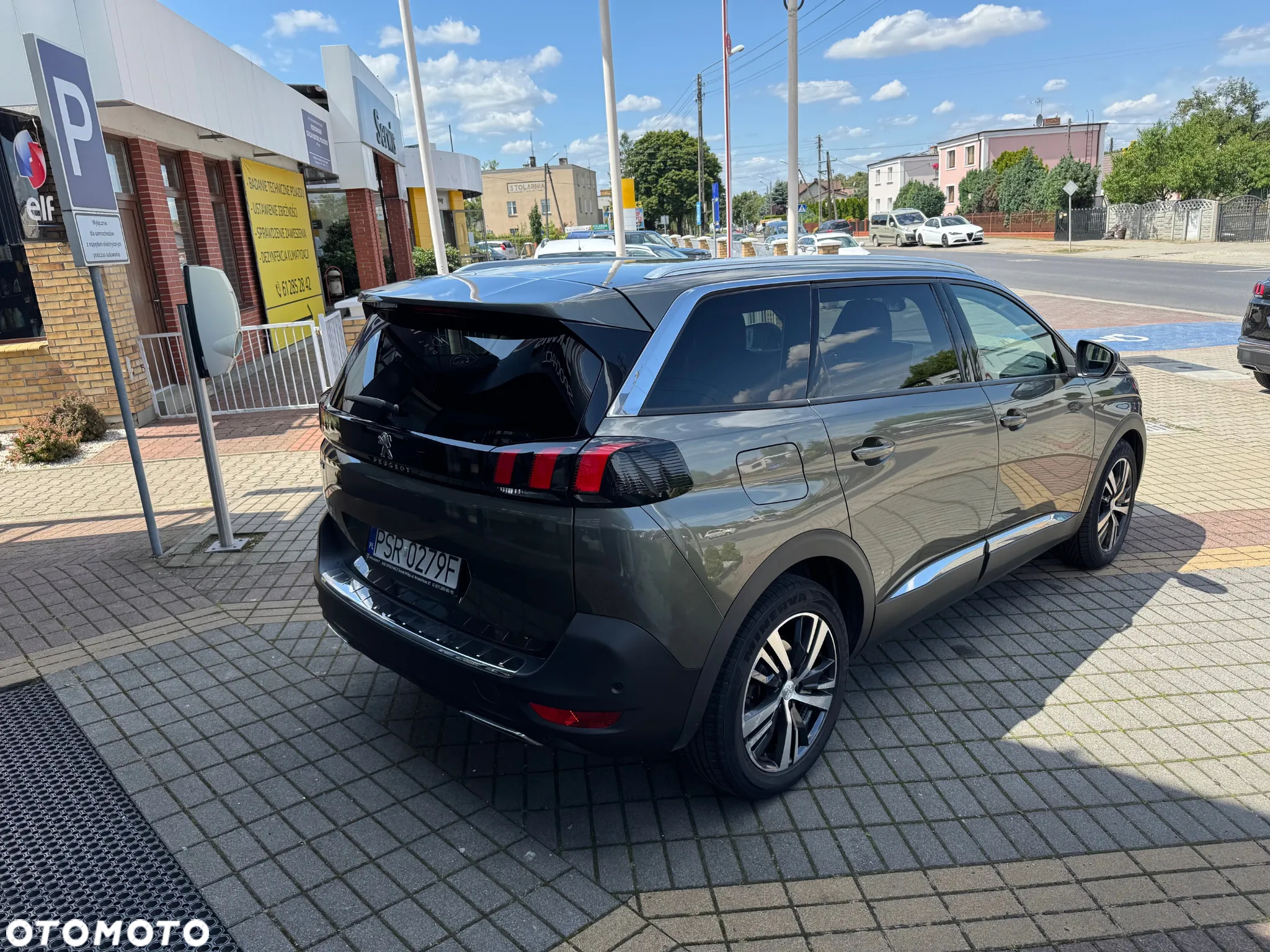 Peugeot 5008 - 5