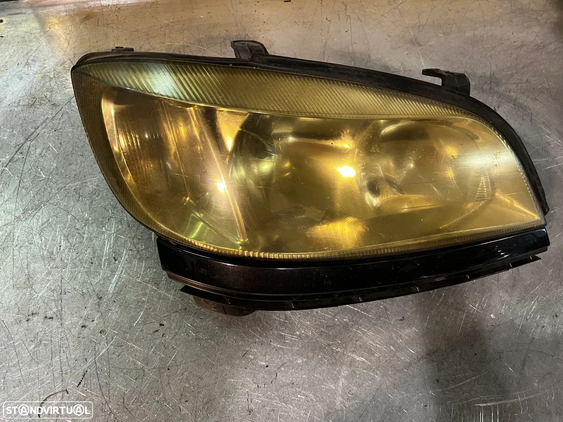 ÓTICA / FAROL OPEL ZAFIRA A - ESQUERDO / DIREITO - 1