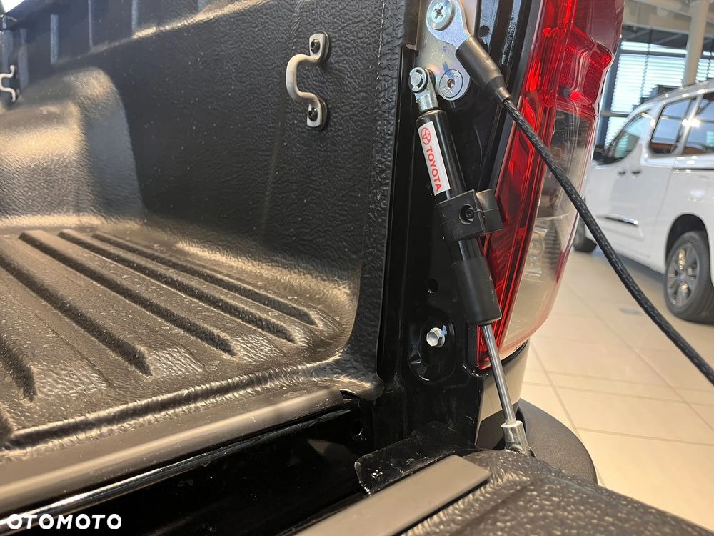 Toyota Hilux 2.8 D-4D mHEV Double Cab Active 4x4 - 24