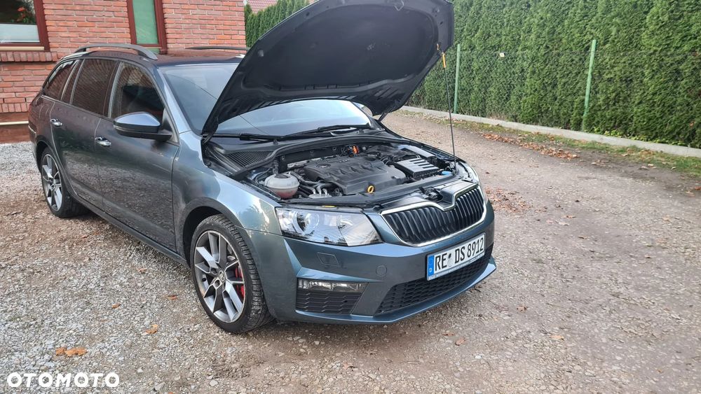 Skoda Octavia 2.0 TDI RS DSG - 10