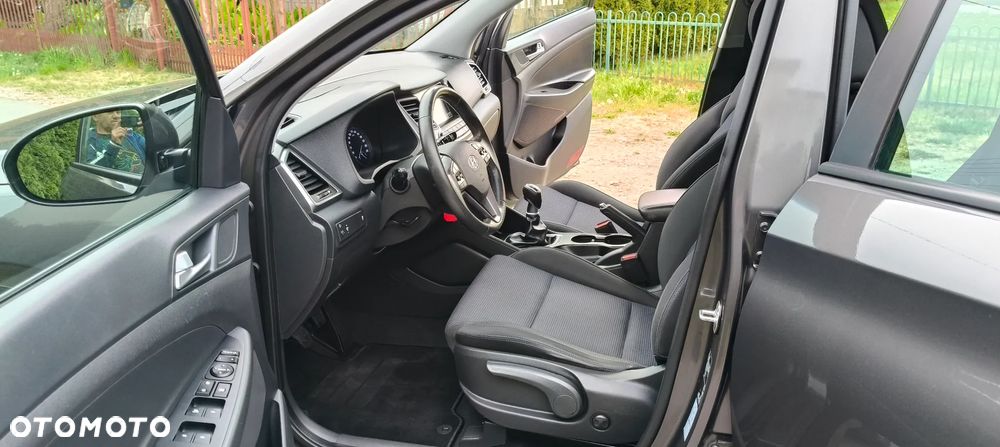 Hyundai Tucson 1.6 GDi 2WD Select - 17