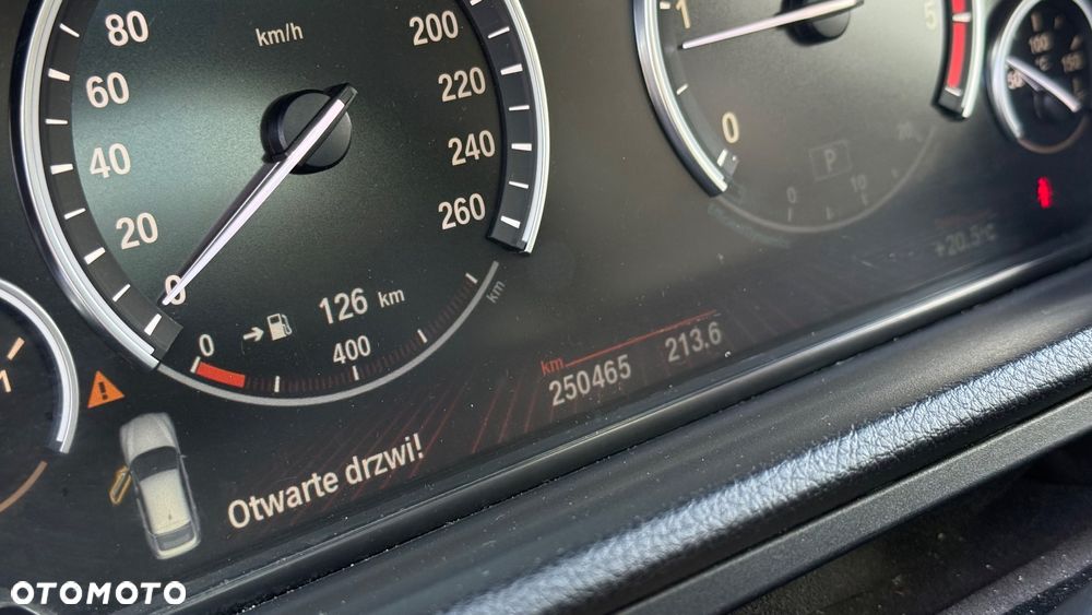 BMW 5GT 530d - 14
