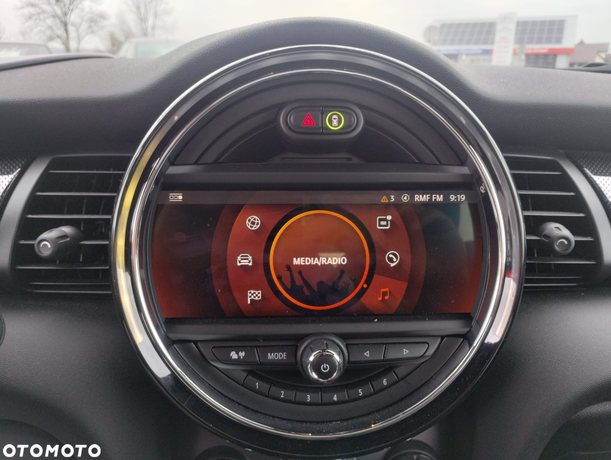 MINI Cooper SE - 32