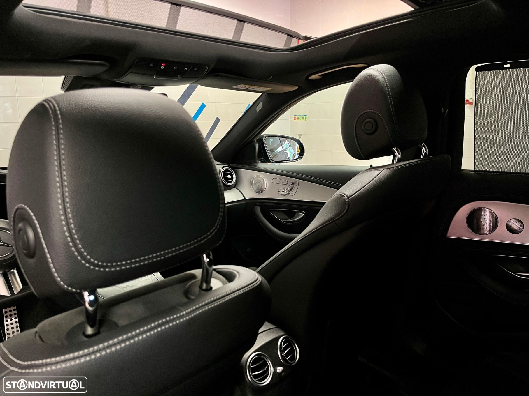 Mercedes-Benz E 300 de AMG Line - 17