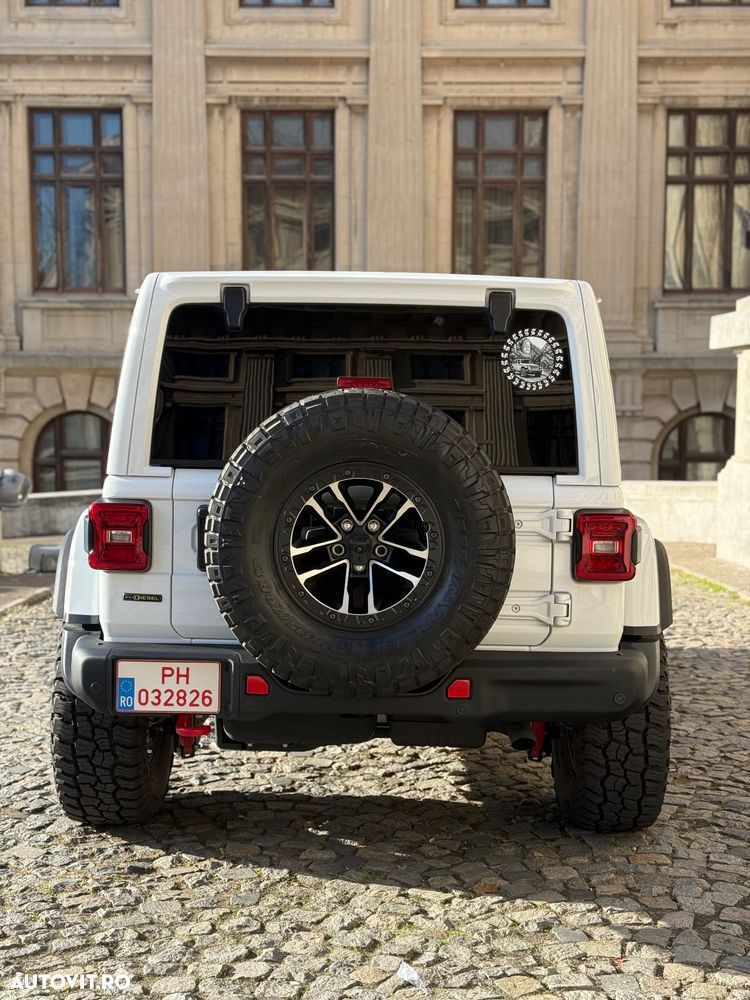 Jeep Wrangler - 5