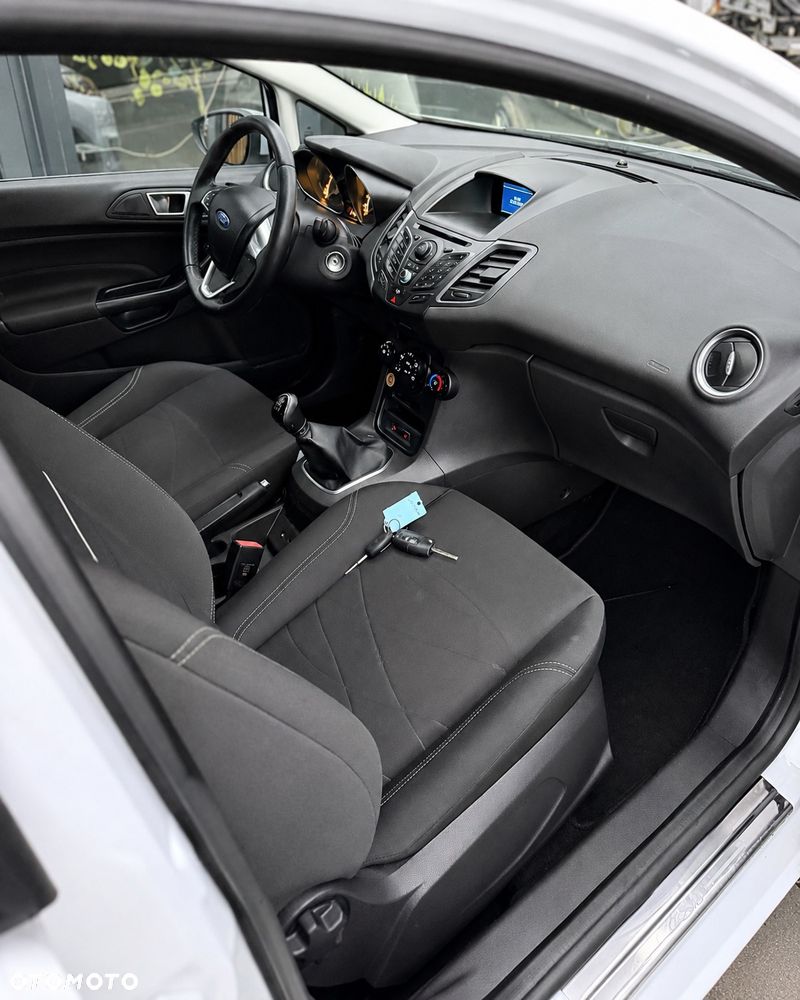 Ford Fiesta 1.0 Titanium EU6 - 10