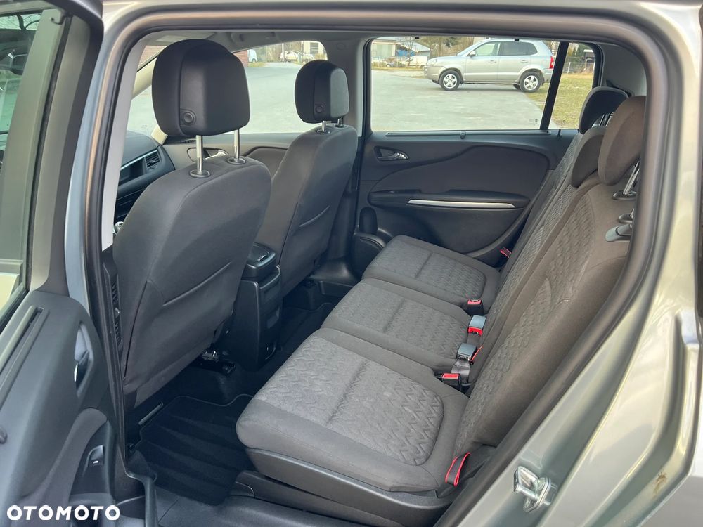 Opel Zafira Tourer 1.6 SIDI Turbo ecoFLEX Start/Stop Active - 11