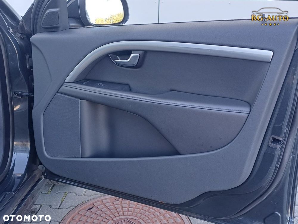 Volvo V70 - 29