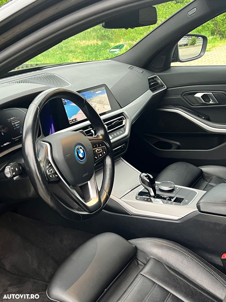 BMW Seria 3 - 25
