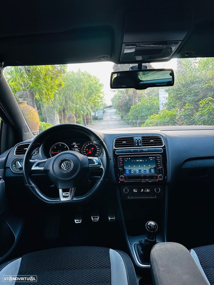 VW Polo 1.6 TDI Highline - 30