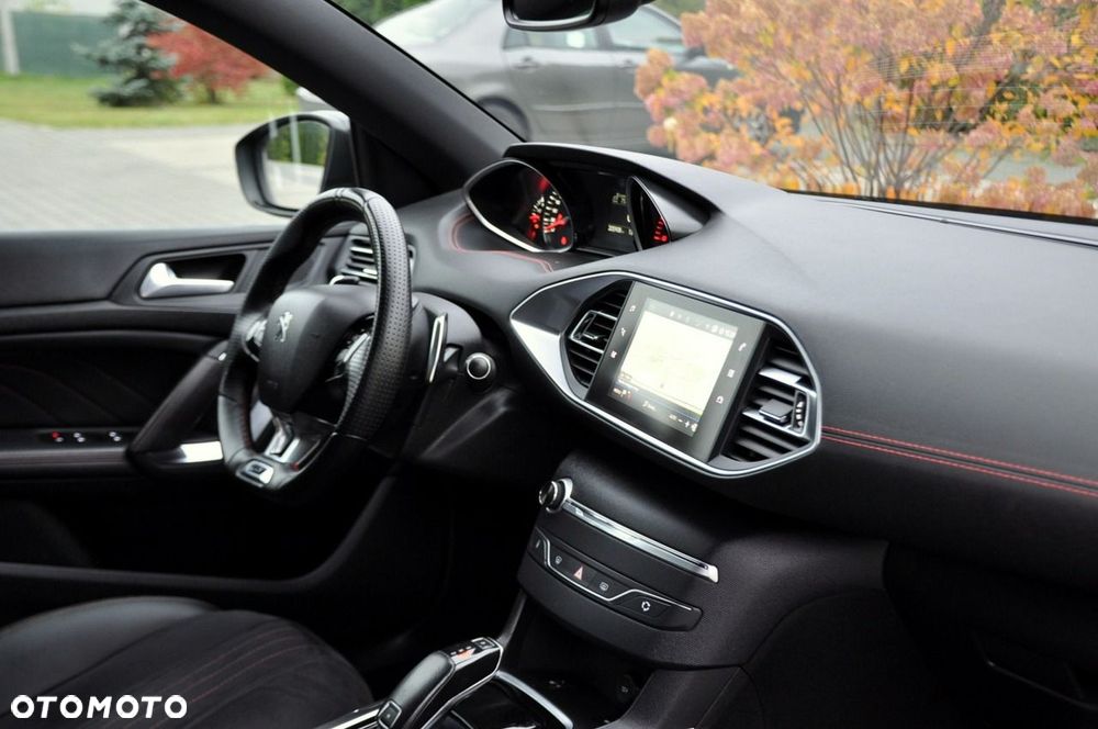 Peugeot 308 - 18
