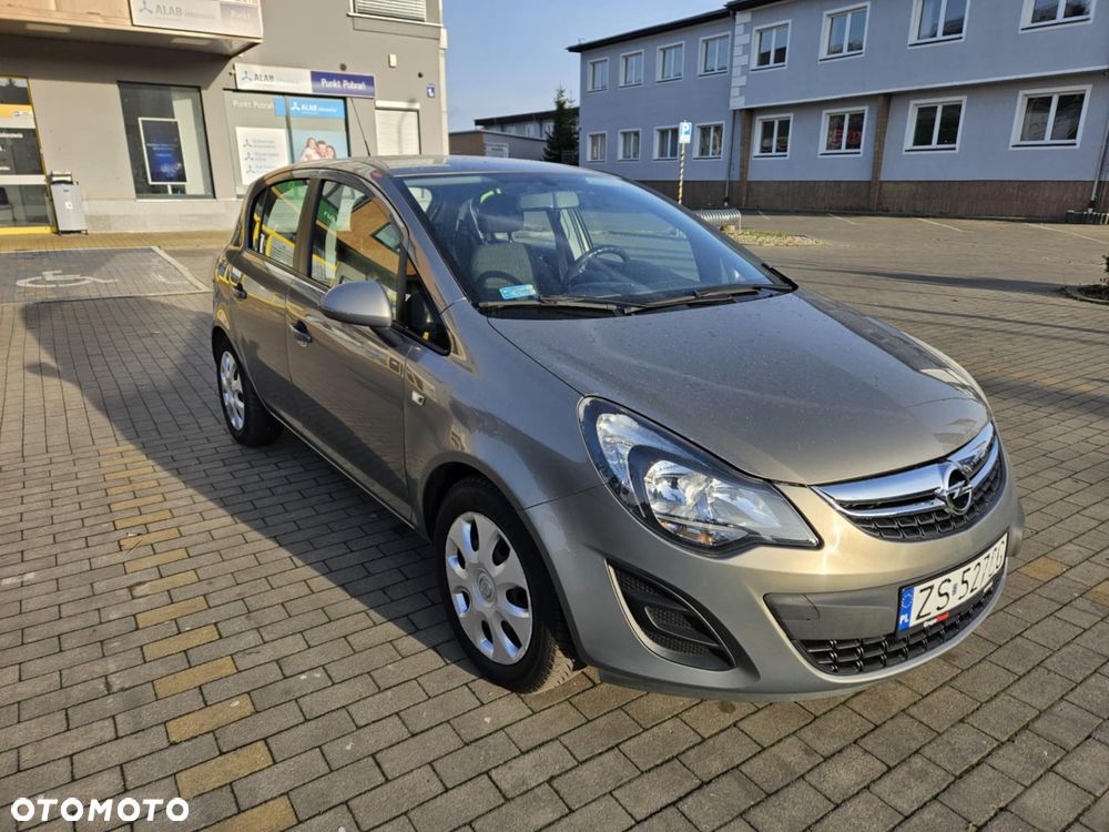 Opel Corsa 1.2 16V Edition 150 - 2