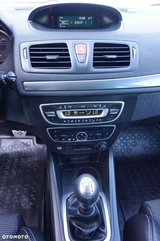 Renault Megane TCe 130 Dynamique - 32