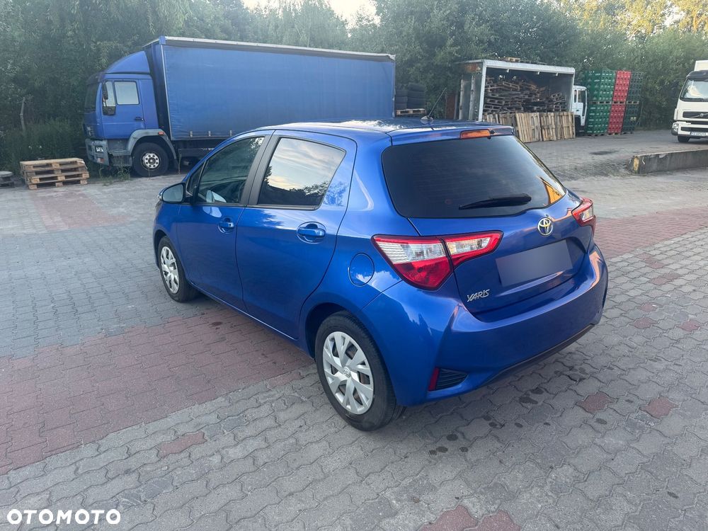 Toyota Yaris 1.5 Premium - 6