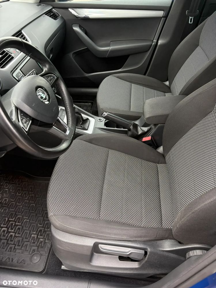 Skoda Octavia 1.4 TSI Ambition - 5