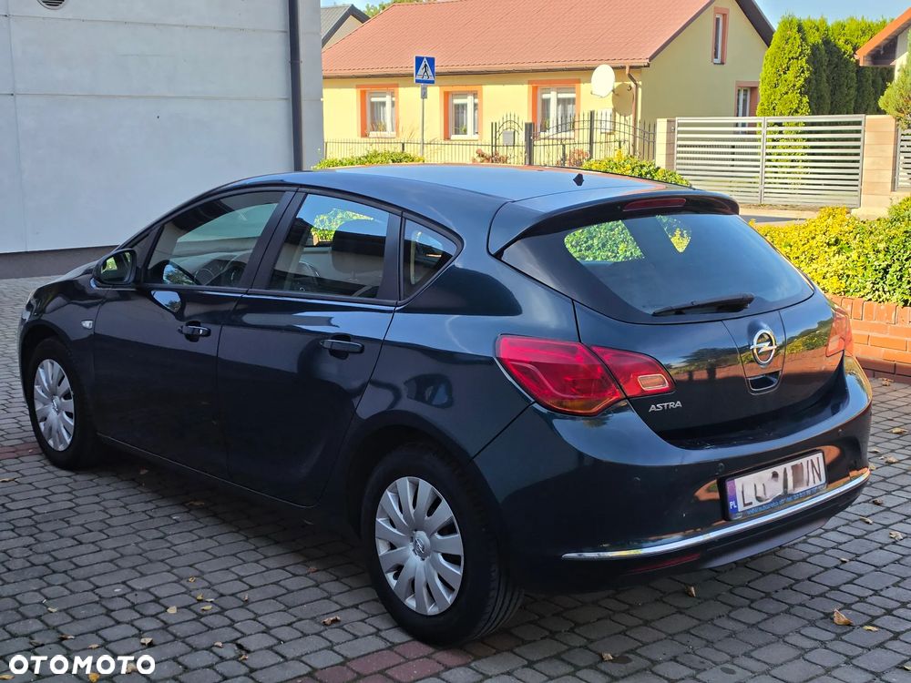 Opel Astra - 3