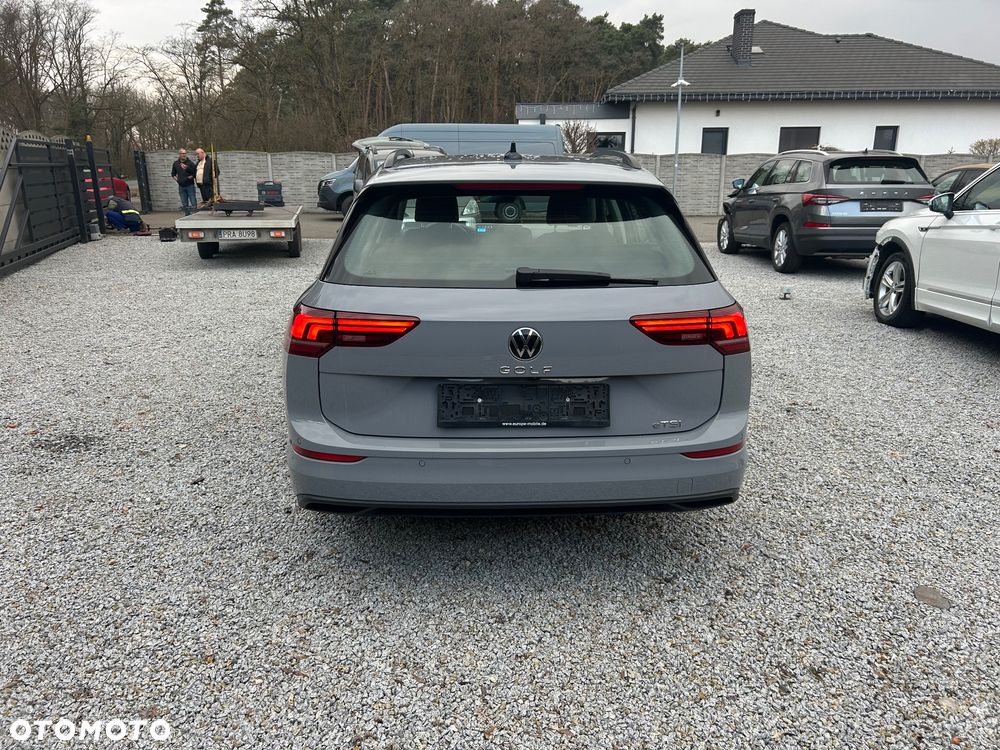 Volkswagen Golf 1.5 eTSI OPF DSG Energy - 4